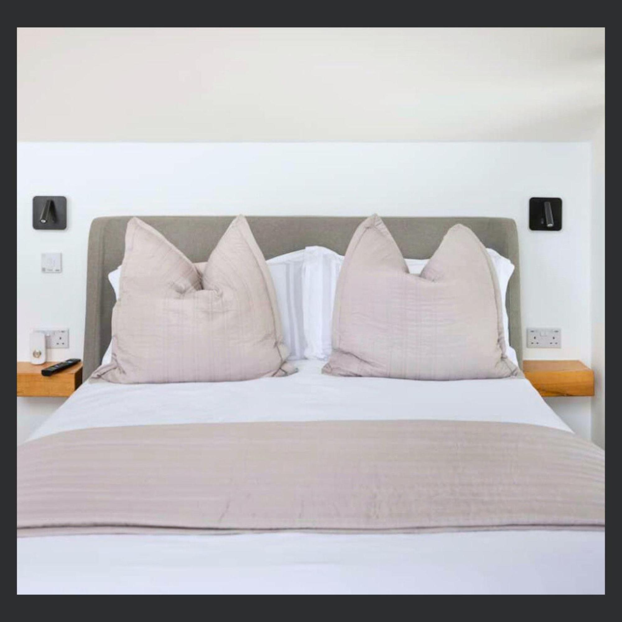 Uno St Ives - Luxury Serviced Accommodation ภายนอก รูปภาพ